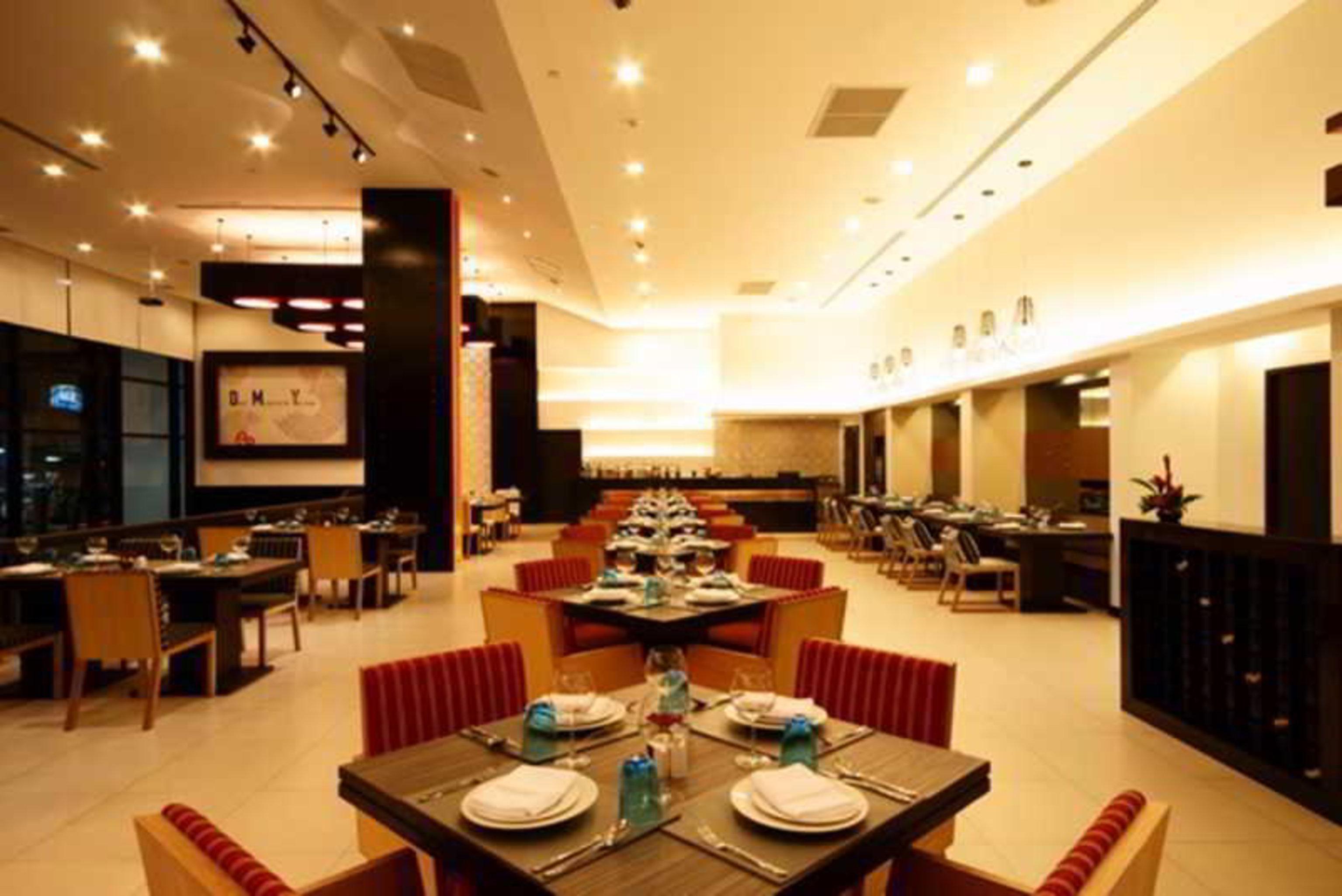 Tsix5 Hotel Pattaya Zewnętrze zdjęcie
