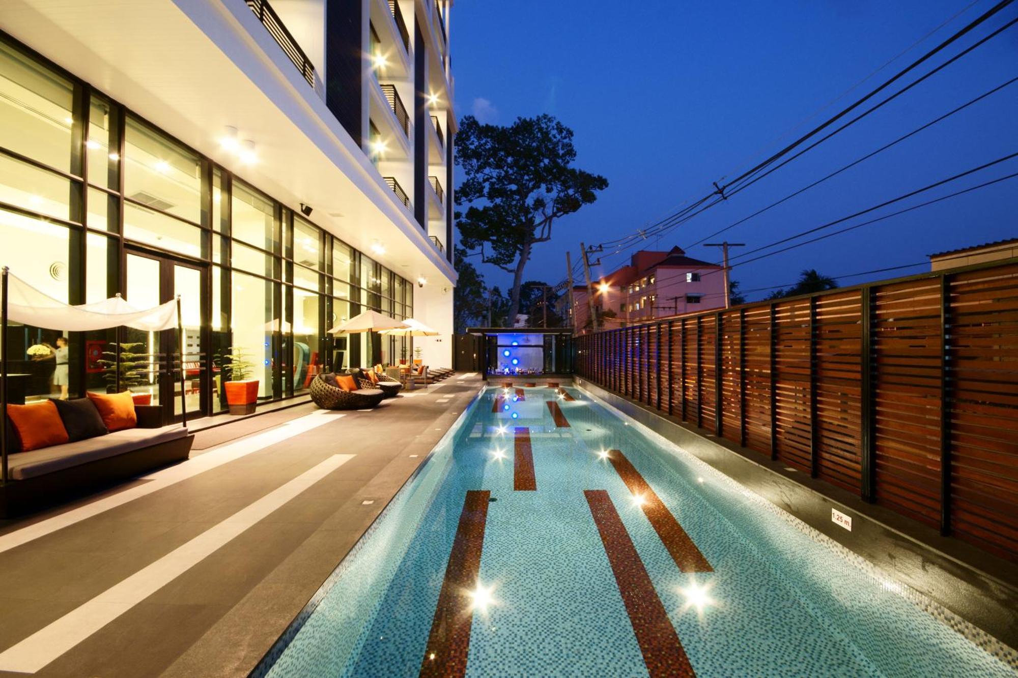 Tsix5 Hotel Pattaya Zewnętrze zdjęcie