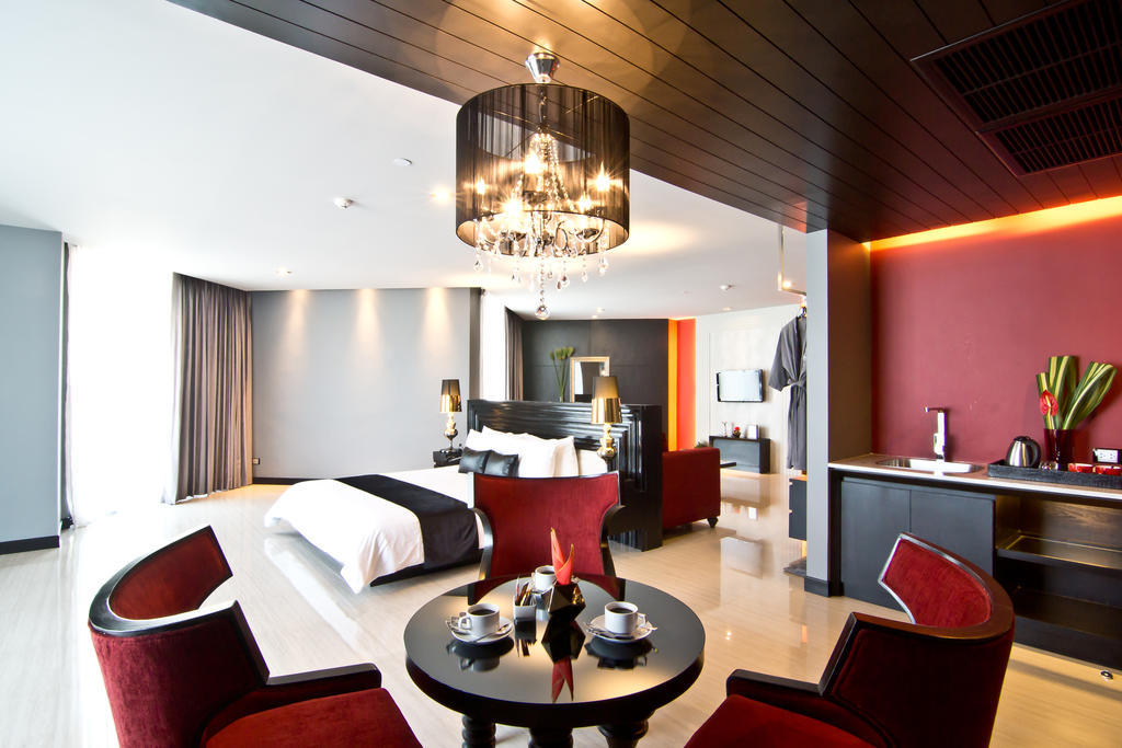 Tsix5 Hotel Pattaya Zewnętrze zdjęcie