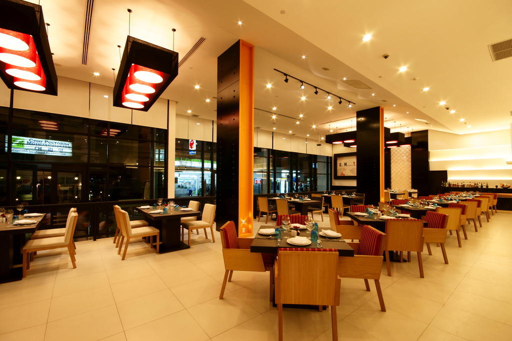 Tsix5 Hotel Pattaya Zewnętrze zdjęcie