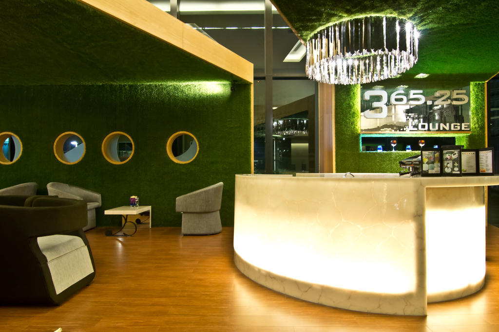 Tsix5 Hotel Pattaya Zewnętrze zdjęcie